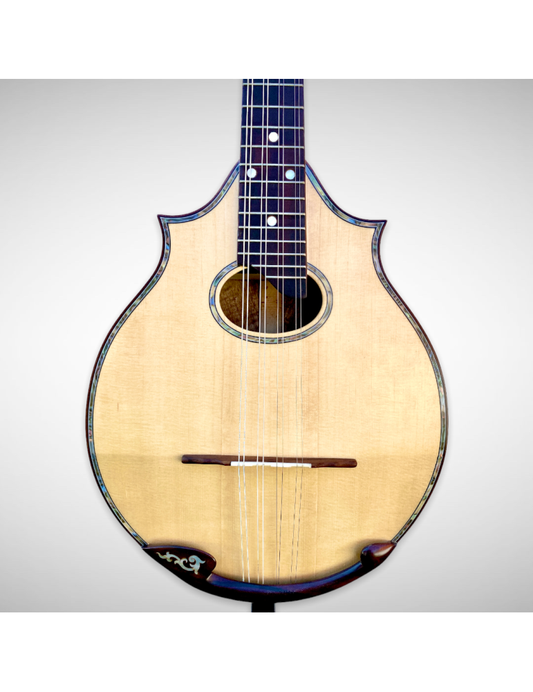 Mandolina Luthart Doble Cutaway artesanal