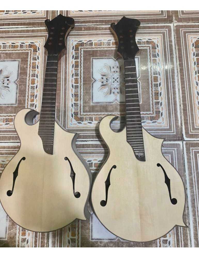 Mandolina F4 en Spruce, calidad artesanal única.